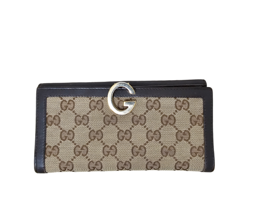 GUCCI GG Canvas Continental Wallet!