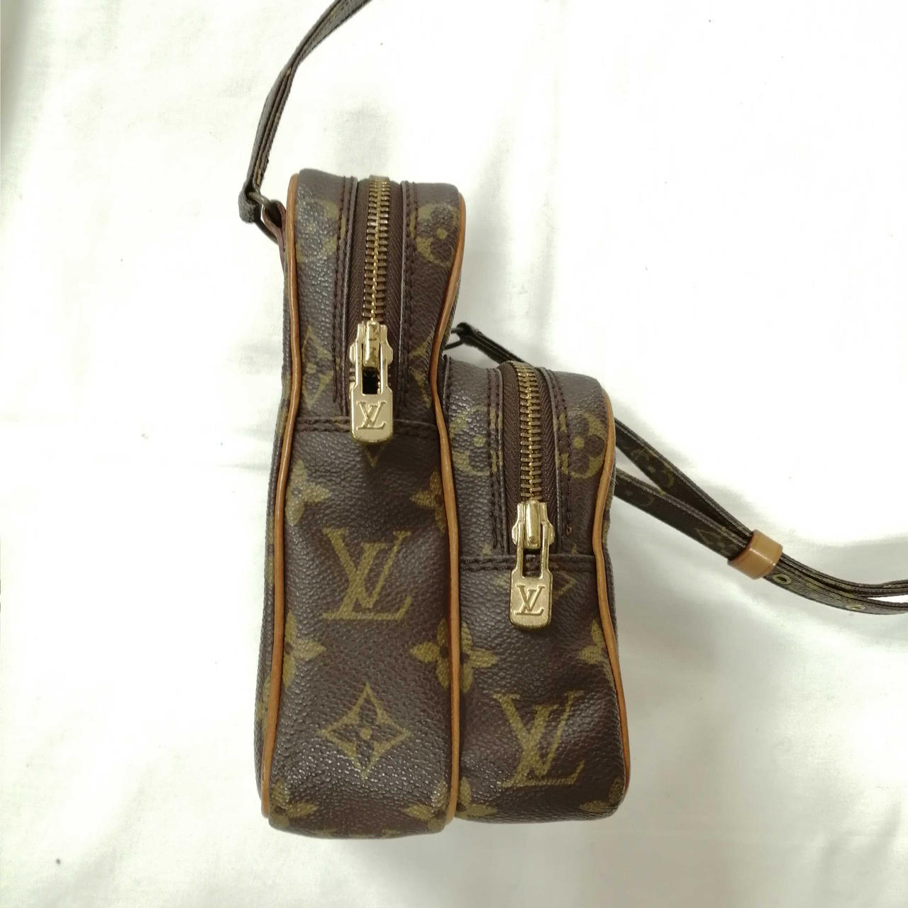 LOUIS VUITTON OLD MODEL AMAZON- Set of 12