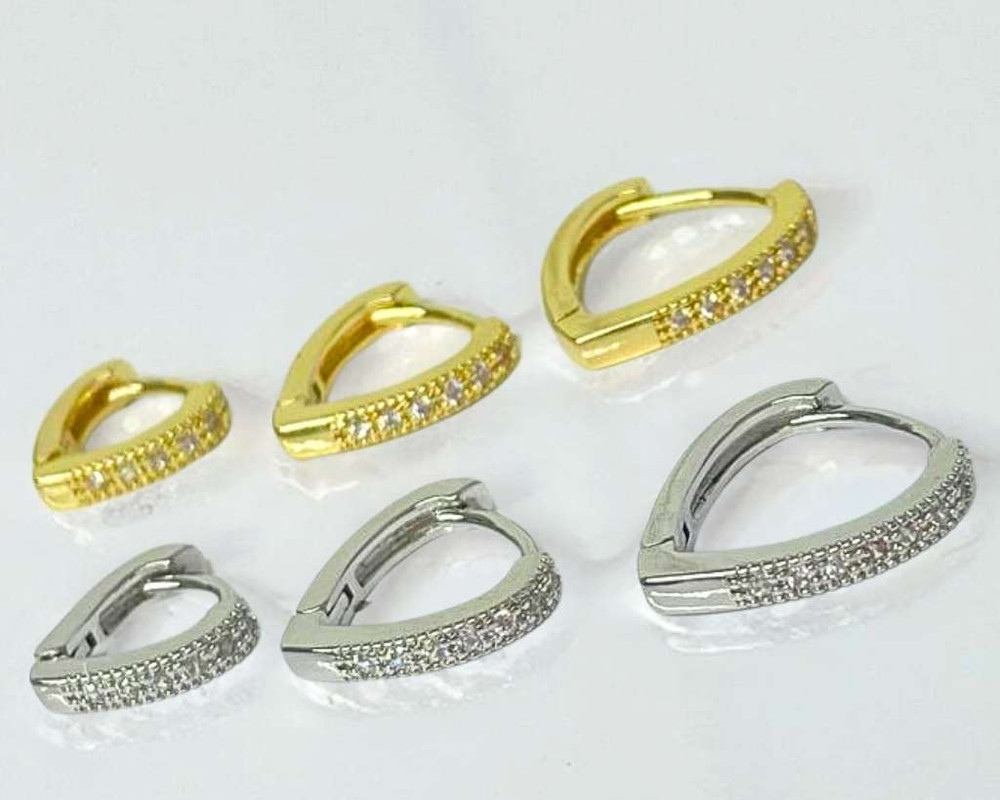 SET SILVER/GOLD THIN HEART  HOOP EARRINGS WITH RHINESTONES- Set of 12