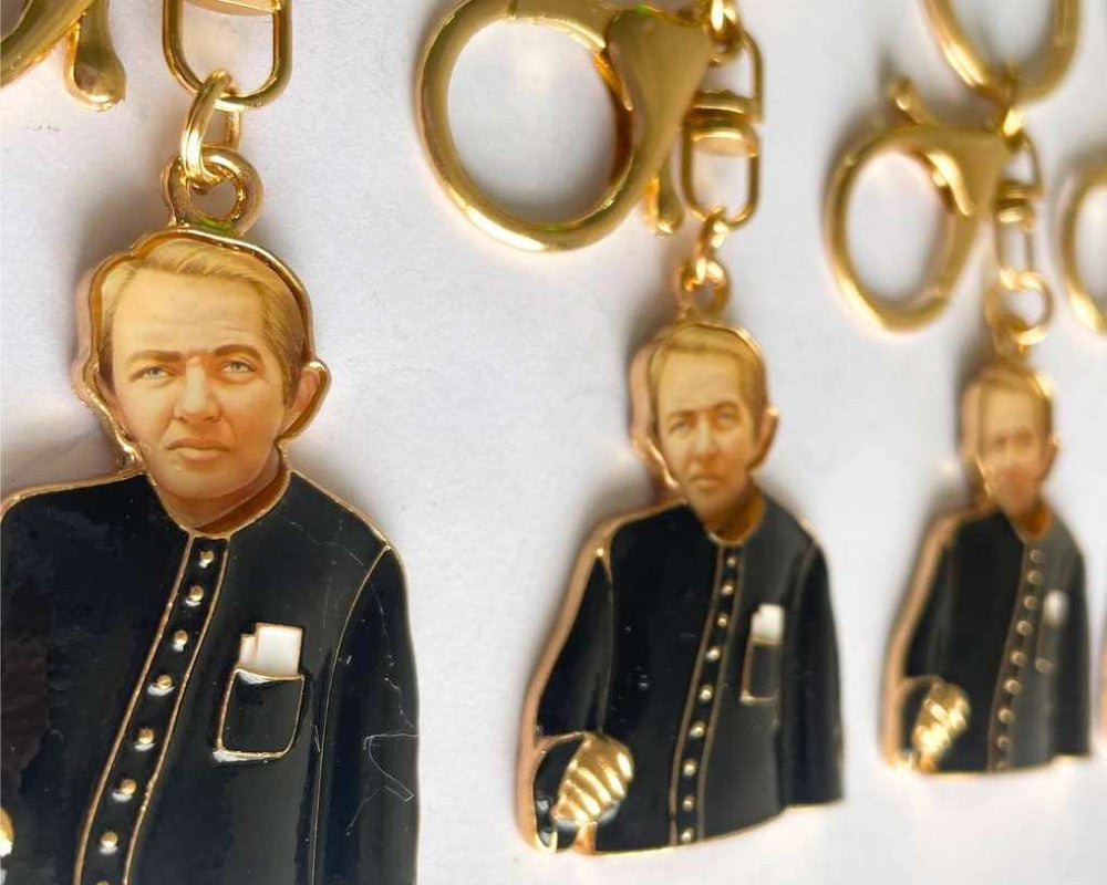 GOLDEN KEYCHAIN PRIEST –Set of  12