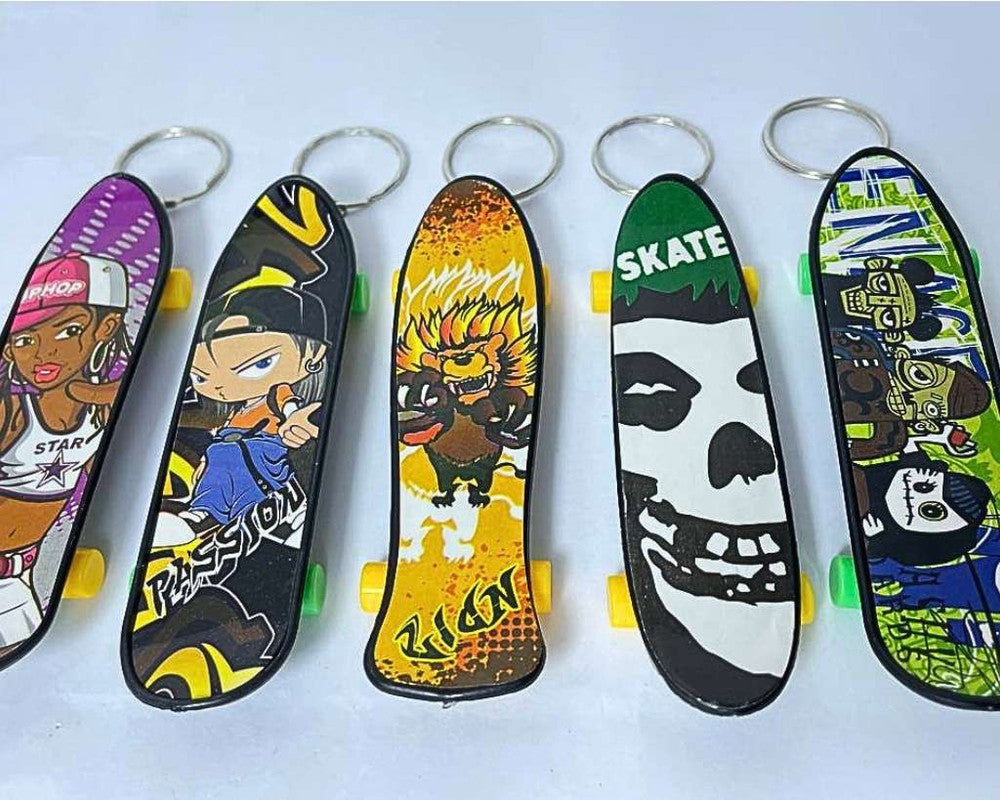 KEYCHAIN SKATE – Set of 12