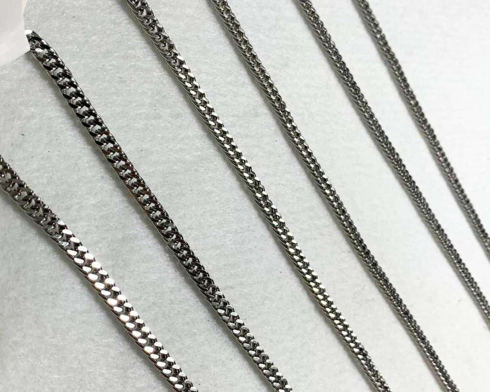 SILVER STAINLESS STEEL GRUMET FLAT CHAIN 6.0 / 70 CM –12